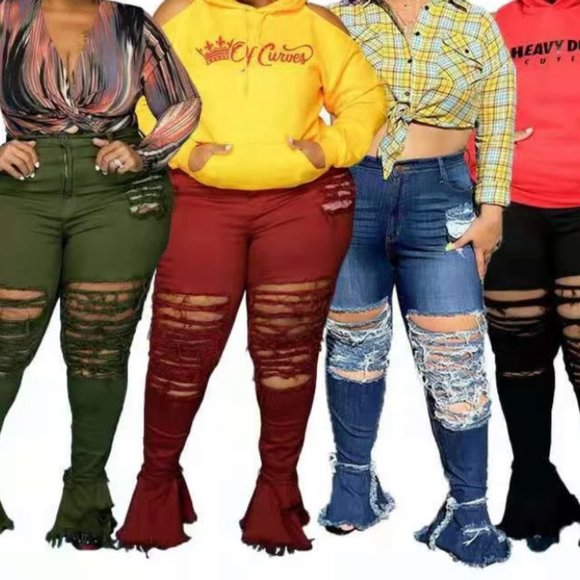 CURVE CLIQUE  “Curvy & Flare” Jeans - Black - Picture 2 of 3